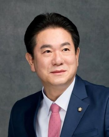 Dong Sup LEE